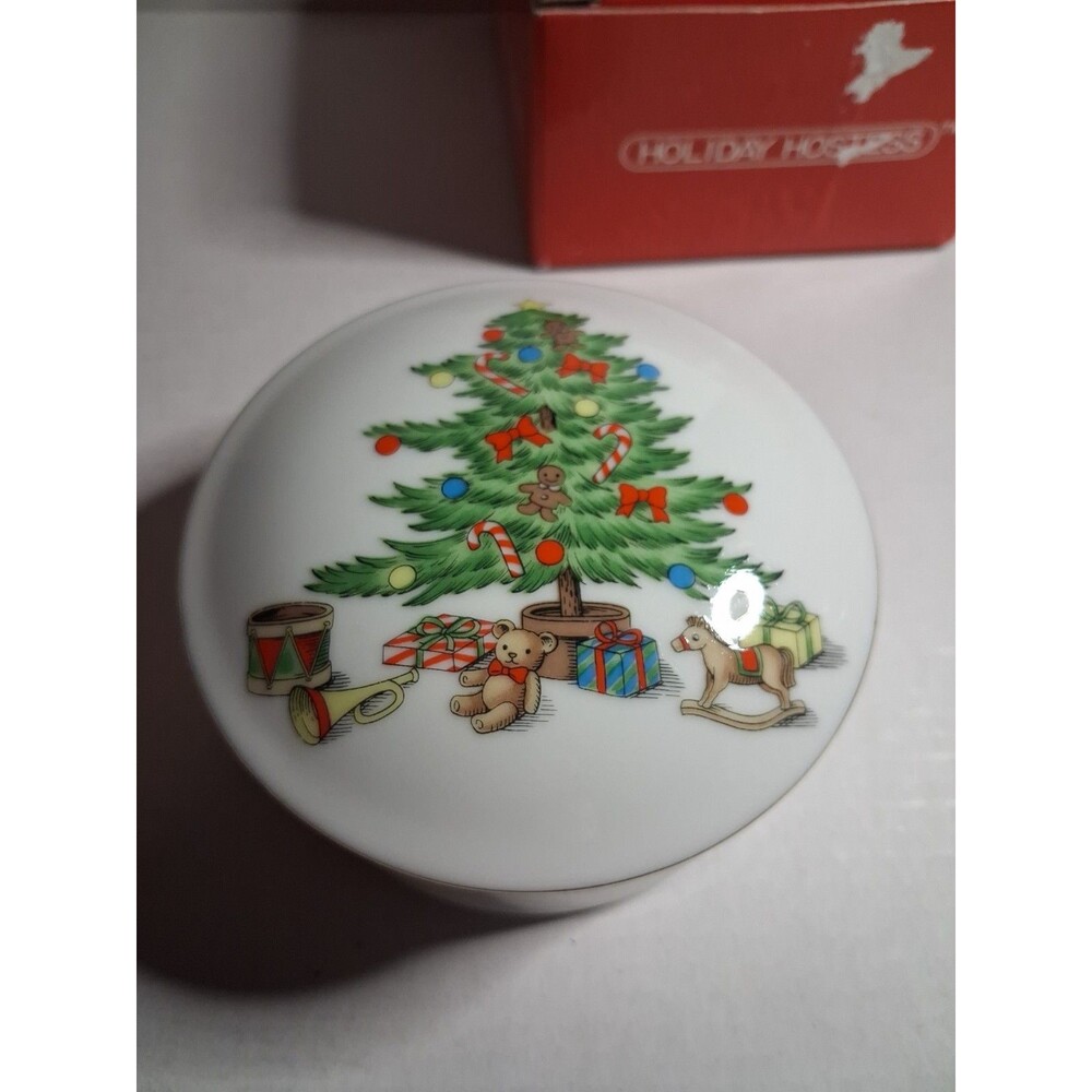 Holiday Hostess China 3 1/2in Covered Box w/ Lid Christmas Tree, Boxed